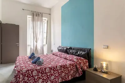 Image de GuestHost - Cozy 80 sqm apartment, able to accommodate 4 people, located on the second floor of a building without a lift. The property is located in the heart of Livorno, in a quiet and residential area full of services. A few minutes walk away are some