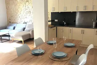 Image de 3-pieces Flat with Private Garden & Bbq