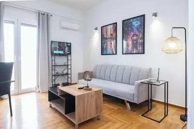 Image de Trendy 2 Bd Apt in Likavitos with Spectacular View