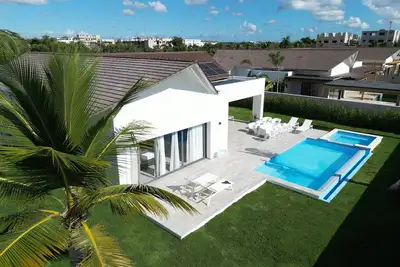Image de Beautiful 3 Br Villa in Tracadero Beach Resort