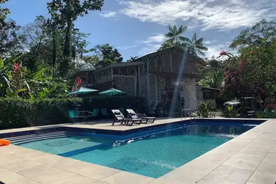 Image de Spacious 4-bedroom house with WiFi  Playa Chiquita