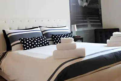 Image de Apartment in the historic center of Assisi, very bright and very central