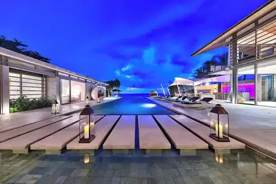 Image de Luxury Thailand Beachfront Sava Villa 1 Villa Tievoli Chef, Staff included  lth12