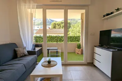 Image de Appartement moderne avec terrasse, au calme