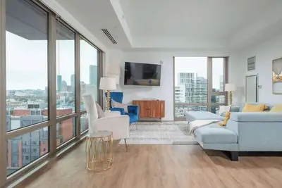 Image de Upscale 4br Penthouse with Gym & Parking near Boston Common, Mgh & Tufts. Sleeps