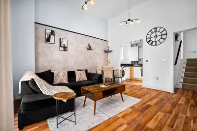 Image de Spacious Duplex 2 Bed Apartment