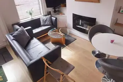 Image de Traditional & Cosy, Entire York Home near the City & River, Free Parking, WiFi