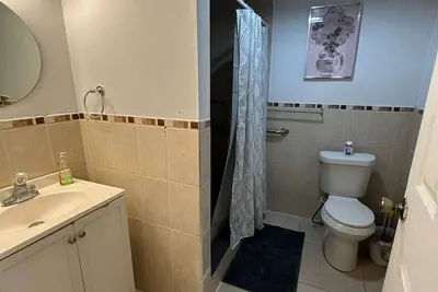 Image de Charming 2-bedroom apartment with WiFi, Ac in superb Laredo