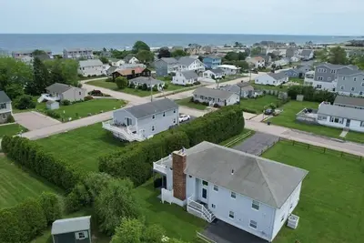 Image de Family Retreat on Sylvan!