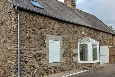 Image de Charmante longere de plein pied en campagne indépendante avec  cour  et jardin
