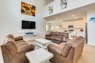 Image de 8 Mi to Celebration Station: Family Getaway!