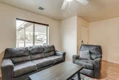 Image de Walk to Downtown Prescott: Home w/ Fenced Yard!