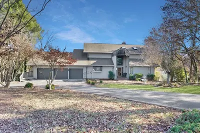 Image de Charming 4 Bedroom House on the Lake in Piney Flats