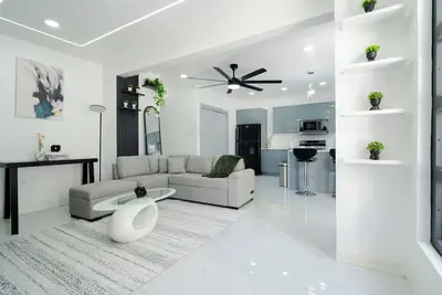 Image de Affluence - Luxury 1Bedroom Apt in Montego Bay, Central with Rooftop Pool