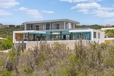 Image de Kas di Sol Infinito, New! Luxury Ocean View Villa w/ Huge Private Pool, 3 Bedrooms & Dive Facilities