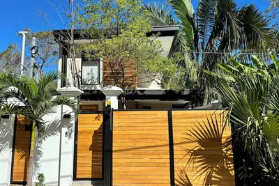 Image de Charming Casita Cmn: walk to the beach, relax in our jacuzzi!