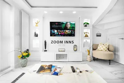 Image de Chic, Spacious Townhouse with Parking & Garden