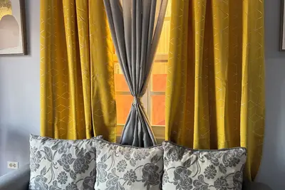Image de Charming 2-bedroom apartment in peaceful Providence with WiFi, Ac