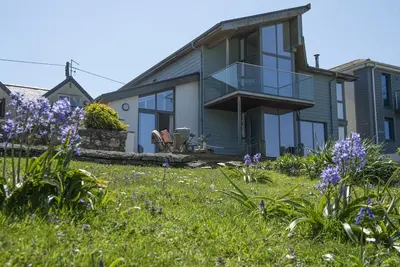 Image de The Perch is a contemporary studio offering the perfect escape to the coast