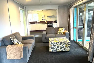 Image de Lake Escape for Eight