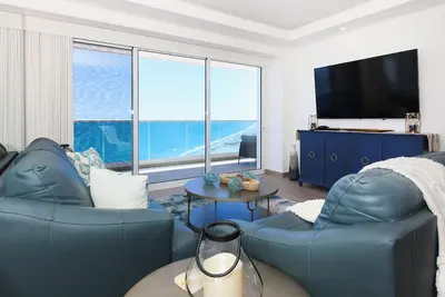 Image de Seaside Serenity /  Encantame Towers Resort