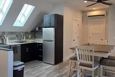 Image de Round Pond Maine - Charming apartment for 4 with Ac, WiFi and ocean view.