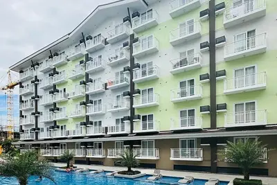 Image de Tropical Penguins At Amani Near The Ceb Airport