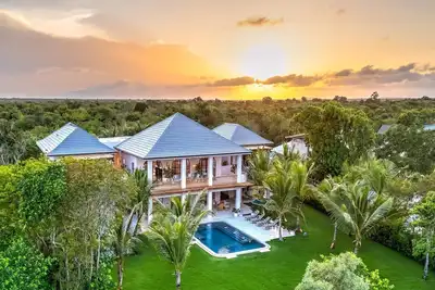 Image de Hacienda La Paloma - Luxurious Tropical Retreat