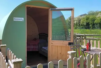 Image de Green Dragon and Kitchen Pod - Sleeps 2 & Parking