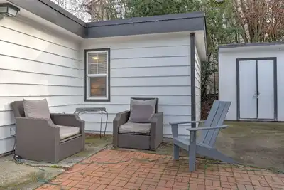 Image de Cozy 86th Retreat