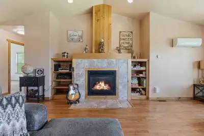 Image de Moose Mountain – Scenic Family Cabin Near Yellowstone, Sleeps 10