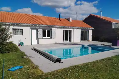 Image de Maison plage à pied, piscine privative