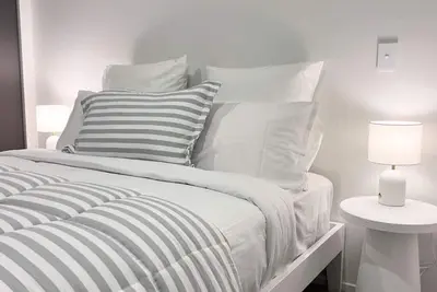 Image de Urban Locale: Bars, Bites, Shops