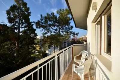 Image de Maison de vacances spacieuse et confortable - Beahost