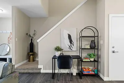 Image de 4 Br | Pet Friendly | Steps to Stadium & Rogers!