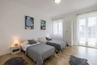 Image de Comfy 2-Bedroom in Great Location close to it all