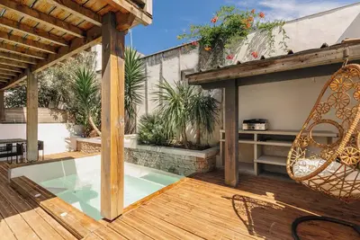 Image de Little Oasis - Appartement avec piscine privée.