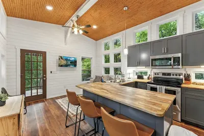 Image de The Hickory Tiny Home in Menlo!