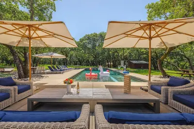 Image de Luxury Kenwood Estate w/ Pool & Wine Country Views