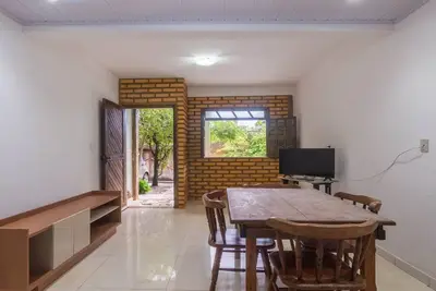 Image de Casa em Salvador bem localizada com Churrasqueira