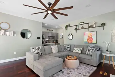 Image de Beautiful Bayside Bungalow 5 min to Beach