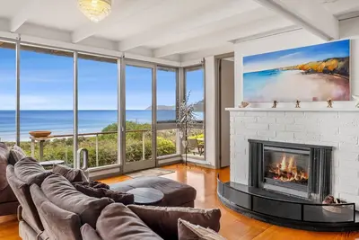 Image de Eastern Magic | Beach access at your door!
