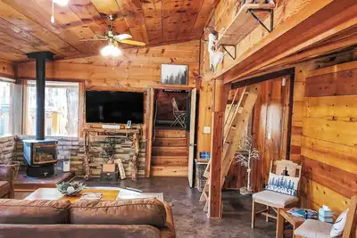 Image de Three Bears Cabin Sum
