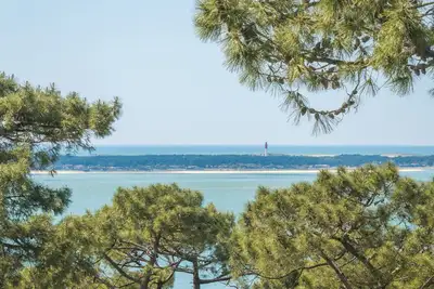 Image de Splendide villa pleine vue bassin