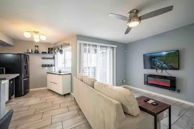 Image de Bright Austin Retreat Minutes from Downtown with Patio and Free Parking