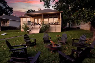 Image de Lakefront Getaway w/ Boat Slip, Fire Pit & Outdoor Fun!