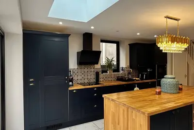 Image de Luxury Long-stay House in Central Cardiff with Hot Tub