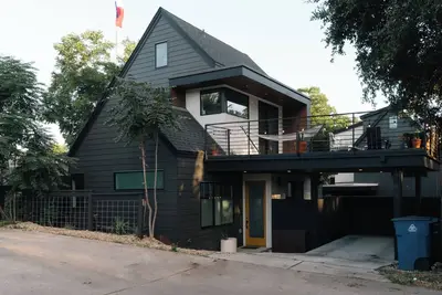 Image de East Austin Modern Home - Walk to Everything