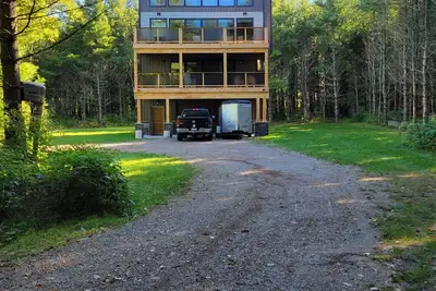 Image de Storied Two Bedroom in the heart of the Sleeping Bear Sand Dunes