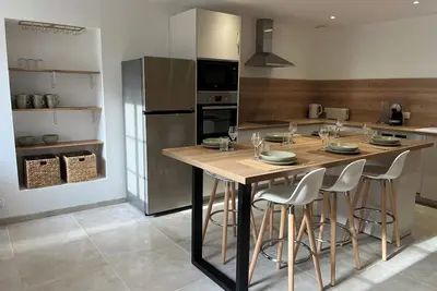 Image de Bienvenu à la Nacrière - Maison Bourg de Mer - 3 Chambres et plus